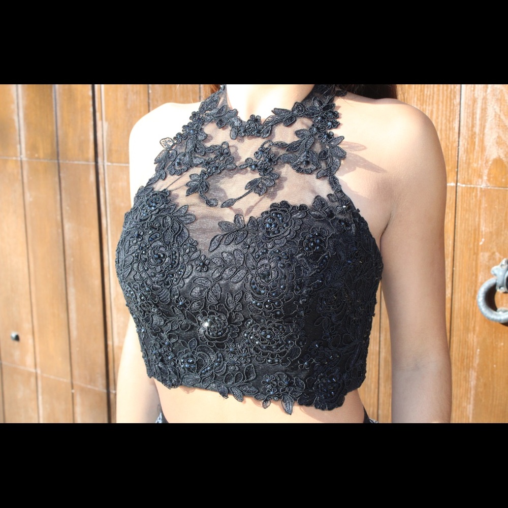 Dress - Picture 3 of 3